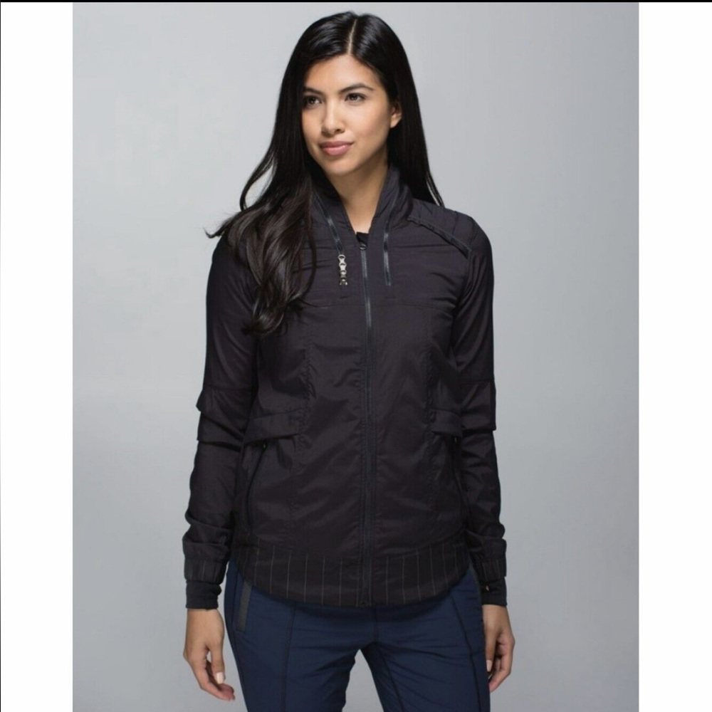 Lululemon Spring Forward Jacket - fits like a small